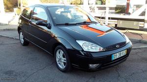 Ford Focus 1.8 TDDI Agosto/03 - à venda - Ligeiros