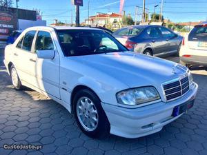 Mercedes-Benz C 220 D Classic Novembro/97 - à venda -