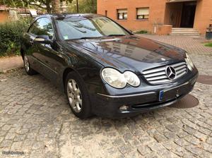 Mercedes-Benz CLK 270 Elegance Novembro/02 - à venda -