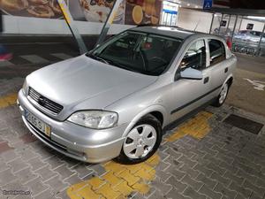 Opel Astra Elegance Setembro/01 - à venda - Ligeiros