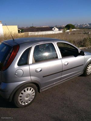 Opel Corsa 1.2 ecotec Dezembro/03 - à venda - Ligeiros