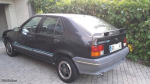 Renault 19 5 portas Fevereiro/92 - à venda - Ligeiros