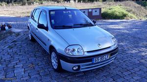 Renault Clio 1.2 impecável Maio/98 - à venda - Ligeiros