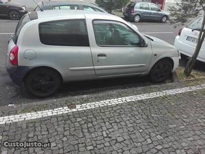 Renault Clio 1.5 Dci IPO  Outubro/01 - à venda -