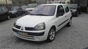 Renault Clio 1.5DCI SUP ECONÓMICA Julho/03 - à venda -