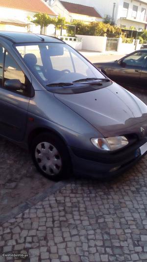 Renault Scénic 1.4 ar condicionado Julho/99 - à venda -