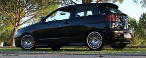 Seat Ibiza 1.9 TDI sport 2xx cv Agosto/01 - à venda -