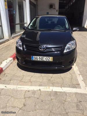 Toyota Auris 1.4 D4D GARANTIA1ANO Setembro/12 - à venda -