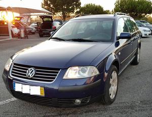 VW Passat 1.9 TDI 130 cv cx 6 Abril/01 - à venda - Ligeiros