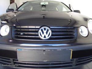 VW Polo 1.2i Confortline 3P Março/02 - à venda - Ligeiros