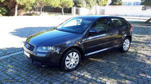 Audi A3 8P 1.6 Attrac 102Cv Agosto/04 - à venda - Ligeiros