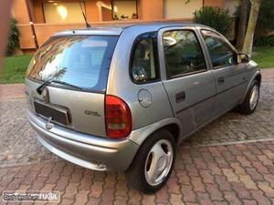 Opel Corsa gls Janeiro/94 - à venda - Ligeiros Passageiros,