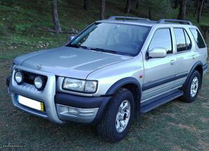 Opel Frontera 2.2DTI 16VLimited4X4 Novembro/99 - à venda -