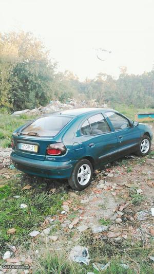 Renault Mégane Diesel 5lug ver Janeiro/96 - à venda -