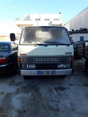 Toyota Dyna 150 Outubro/92 - à venda - Comerciais / Van,