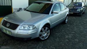 VW Passat 1.9tdi Abril/02 - à venda - Ligeiros Passageiros,