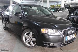 Audi A4 2.0 TDi Multitronic Junho/07 - à venda - Ligeiros