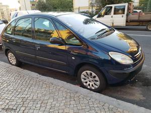 Citroën C3 Picasso 1.6 Maio/01 - à venda - Ligeiros