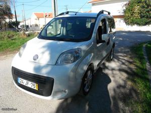 Fiat Fiorino cubo 4lugares Abril/10 - à venda - Comerciais