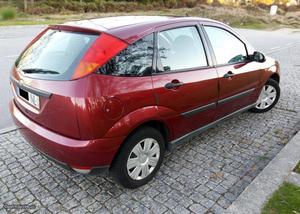 Ford Focus 1.4 Impecável Maio/99 - à venda - Ligeiros