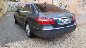 Mercedes-Benz E 250 E250 CDI BLUEEFFI Julho/10 - à venda -