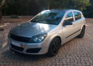 Opel Astra 1.3 CDTI Dezembro/05 - à venda - Ligeiros