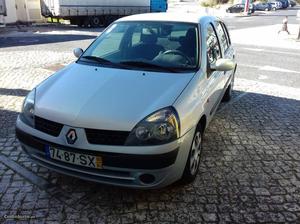 Renault Clio v 170 mil km Janeiro/02 - à venda -