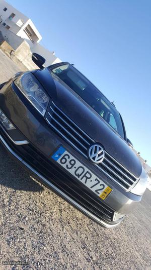 VW Passat Variant 2.0tdi GPS Outubro/11 - à venda -