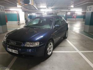 Audi A3 1.6 sport Novembro/96 - à venda - Ligeiros