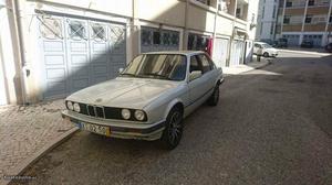 BMW 318 e30 Janeiro/84 - à venda - Ligeiros Passageiros,