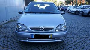 Citroën Saxo 1.1 exclusive Fevereiro/01 - à venda -