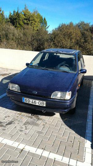 Ford Fiesta 1.1cc 108 MIL KMS REV/ FEITA BARATO Dezembro/95