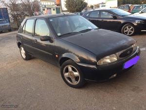 Ford Fiesta Techno 1.25cc Fevereiro/98 - à venda - Ligeiros