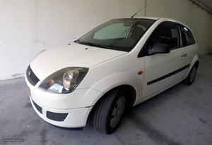 Ford Fiesta VAN 1.4 TDCI - A/C Março/06 - à venda -