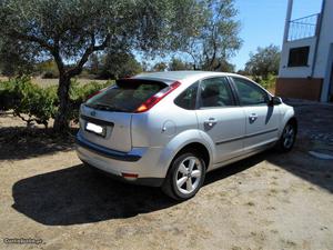 Ford Focus 1.6 tdci Nacional Dezembro/05 - à venda -