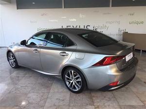  Lexus IS 300h Executive+