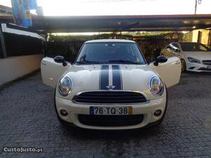 MINI Cooper 1.6 Tdi Sport Edit. Fevereiro/12 - à venda -