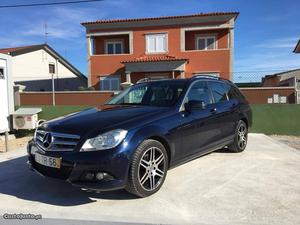 Mercedes-Benz C 220 CDI Avantgarde Maio/13 - à venda -