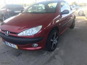 Peugeot  cc cabrio Maio/02 - à venda - Descapotável