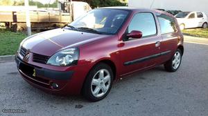 Renault Clio 1.2 Extreme Outubro/01 - à venda - Ligeiros