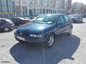 Seat Leon Sport Outubro/00 - à venda - Ligeiros