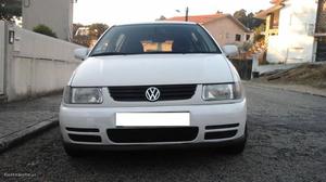 VW Polo Carro em Bom Estado Maio/97 - à venda - Ligeiros