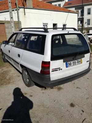 Opel Astra 1.7 td Agosto/93 - à venda - Ligeiros