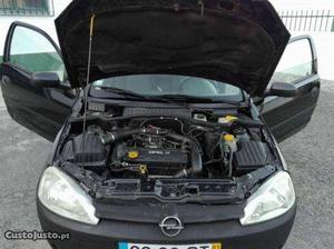 Opel Corsa 1.7 di Dezembro/01 - à venda - Comerciais / Van,