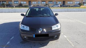 Renault Mégane Break Dci Junho/06 - à venda - Ligeiros