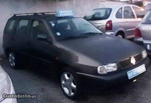 VW Polo Variant 1.4 Junho/99 - à venda - Ligeiros