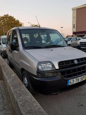 Fiat Doblo 1.2 gasolina 5 lug. Junho/01 - à venda -