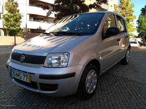 Fiat Panda 1.2 LOUNGE 86EUR/MÊS Março/12 - à venda -