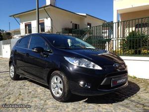 Ford Fiesta 1.6 tdci 95cv 5Lug Dezembro/12 - à venda -