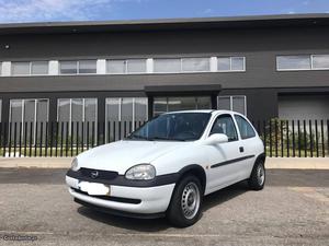 Opel Corsa 1.7d Janeiro/99 - à venda - Ligeiros